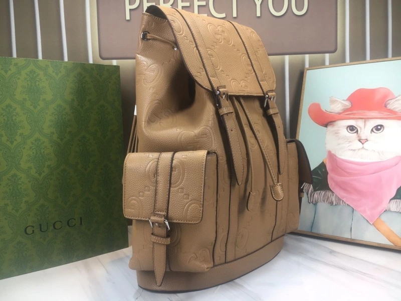 Gucci Backpacks 4189A-0261
