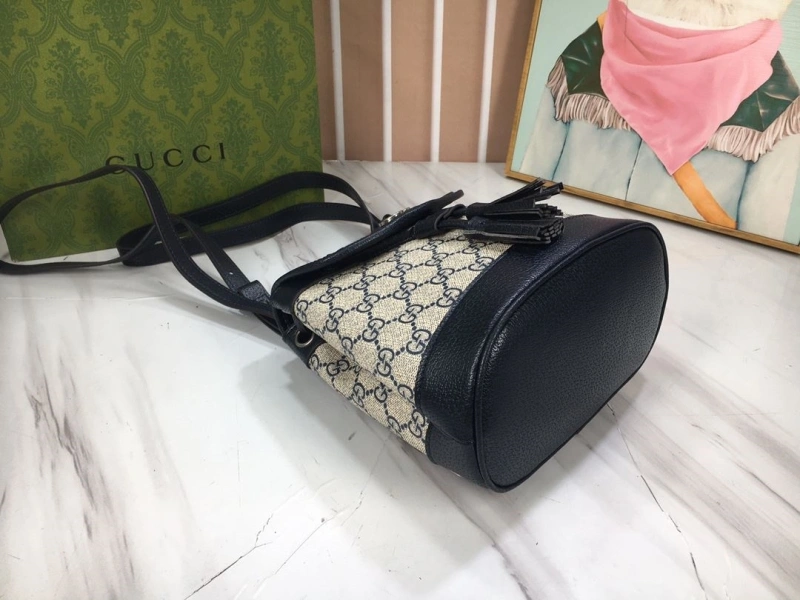 Gucci Backpacks 4189A-0783