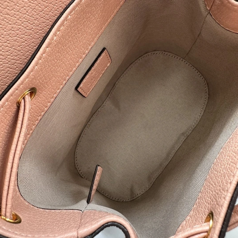 Gucci Backpacks 4189A-0788