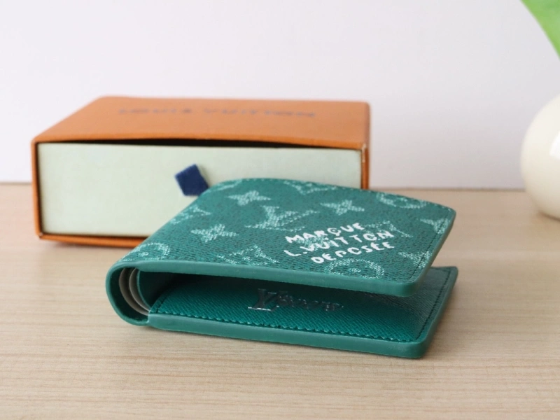 LV Wallets 4192A-0020