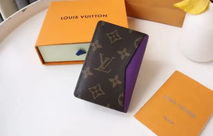 LV Wallets 4192D-0042