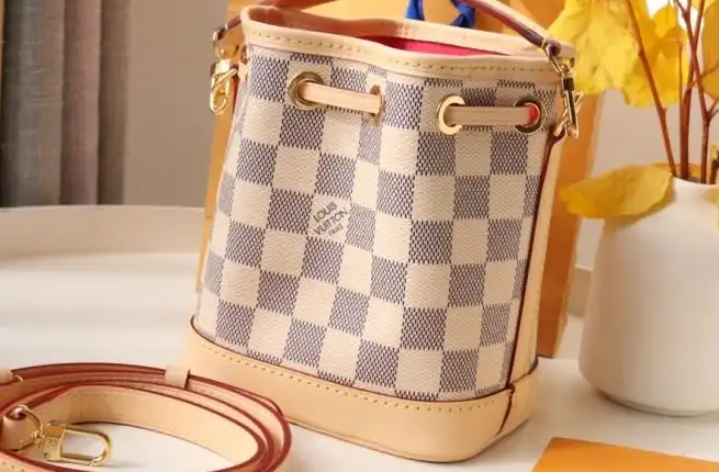 LV Bucket Bags 4192D-0043