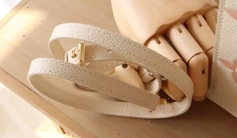 LV Top Handle Bags 4192D-0126