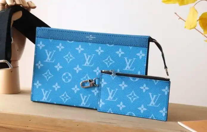 LV Clutch Bags 4192D-0164
