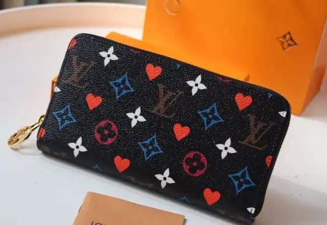 LV Wallets 4192F-0054