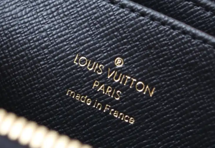 LV Wallets 4192F-0054