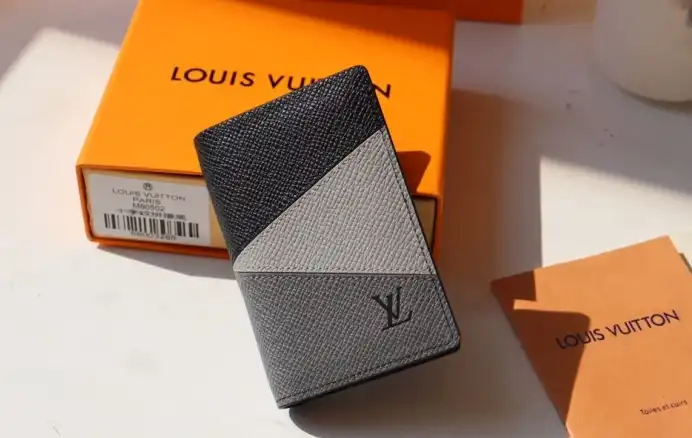 LV Wallets 4192F-0065