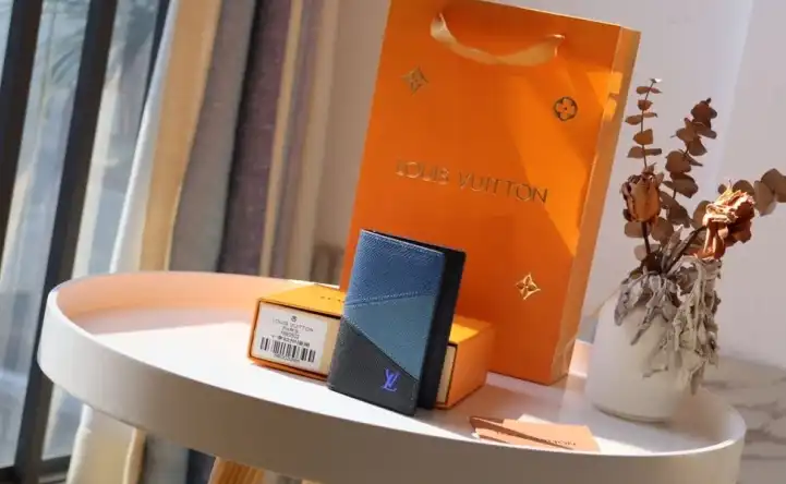 LV Wallets 4192F-0066