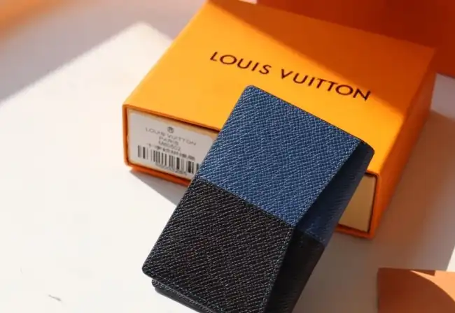 LV Wallets 4192F-0066