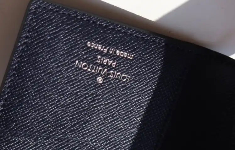 LV Wallets 4192F-0066