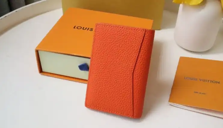 LV Wallets 4192F-0073