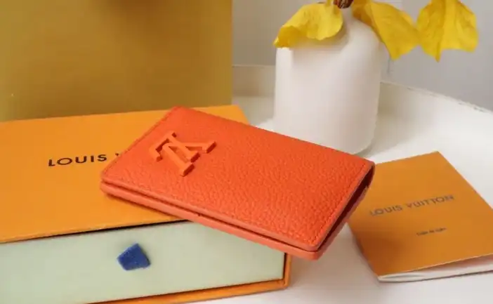 LV Wallets 4192F-0073