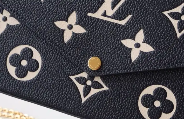 LV Wallets 4192F-0197