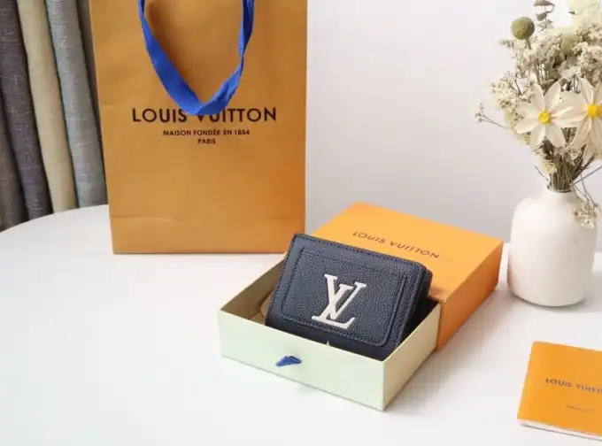 LV Wallets 4192F-0199