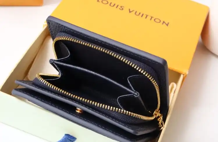 LV Wallets 4192F-0199