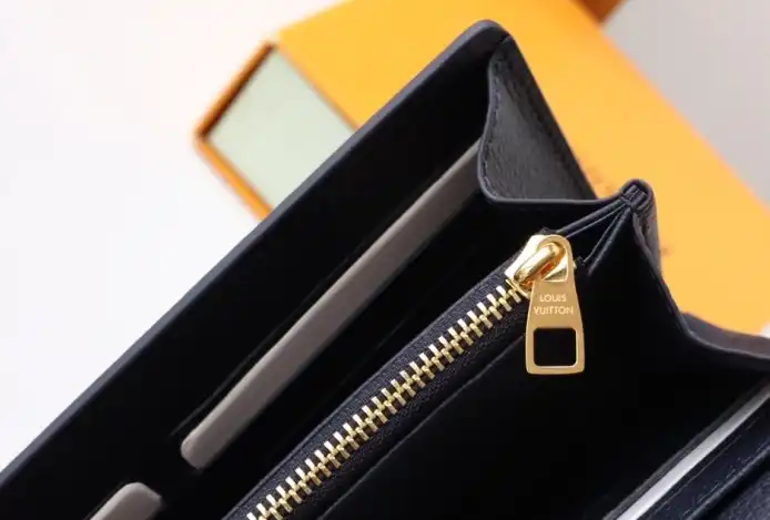 LV Wallets 4192F-0203