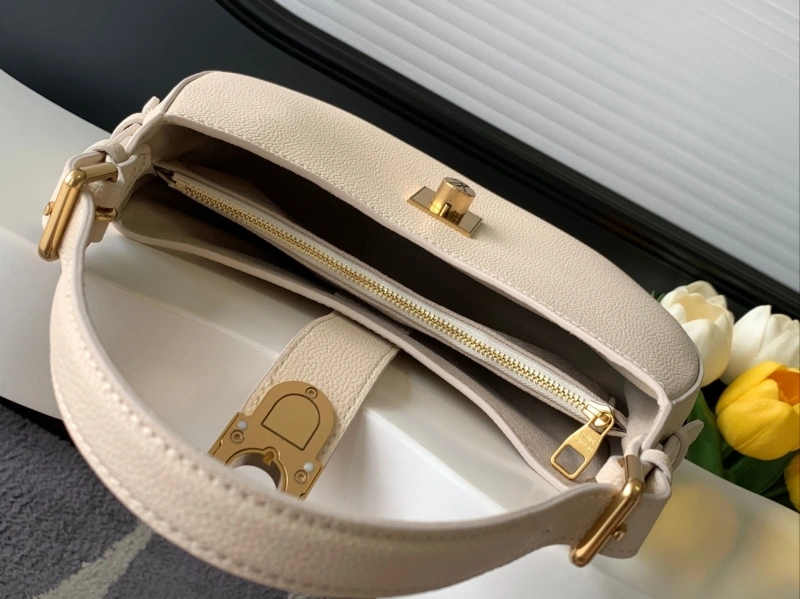 LV Top Handle Bags 4194A-1241