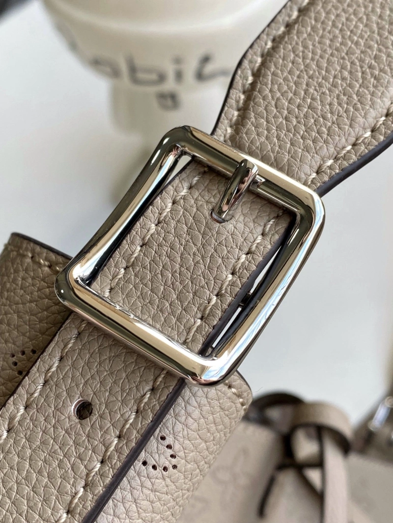 LV Shopping Bags 4194B-0413