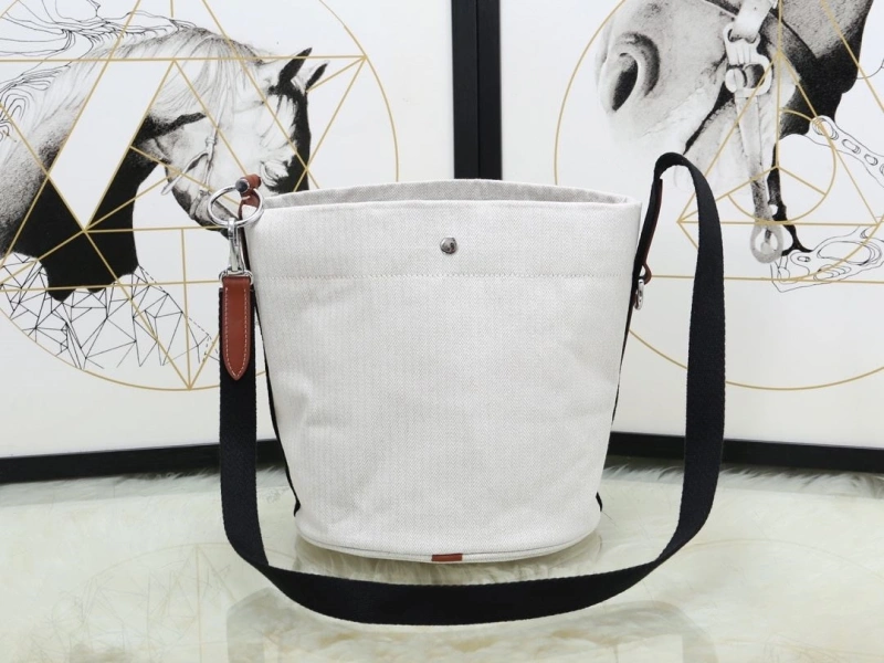 Hermes Bucket Bags 4197-0250