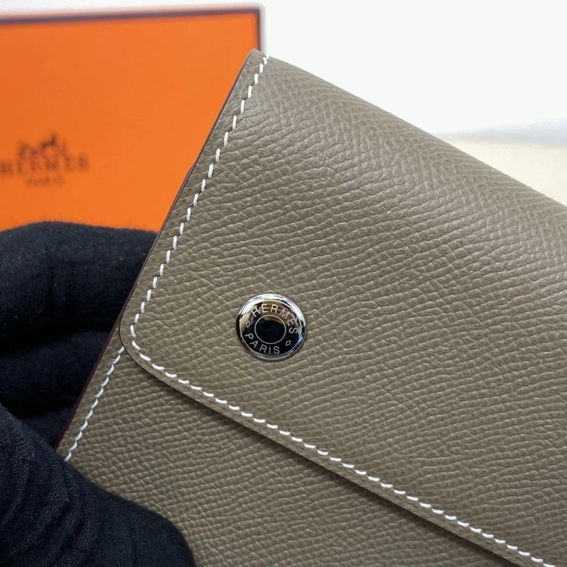 Hermes Wallets 4197-0257