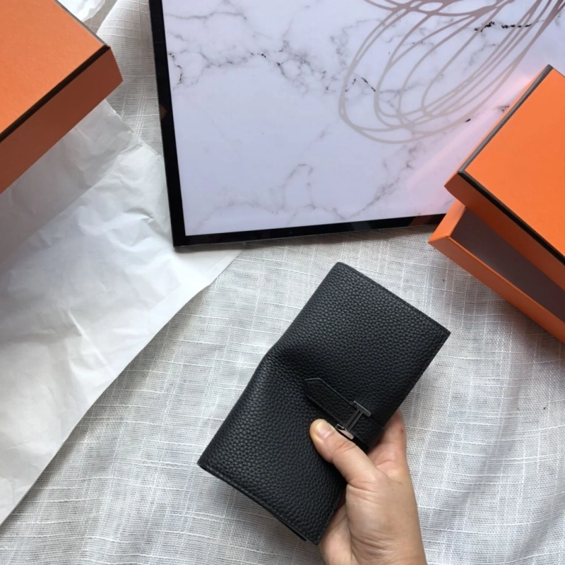 Hermes Wallets 4197-0274