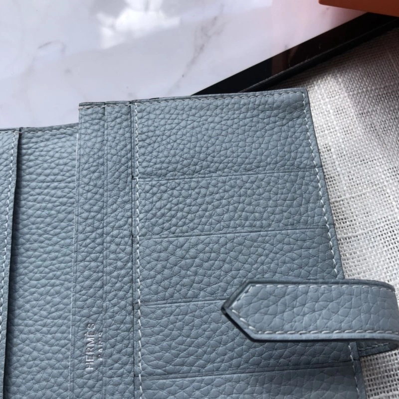 Hermes Wallets 4197-0277