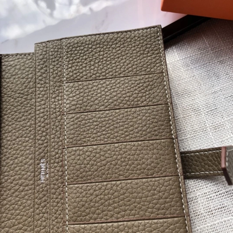 Hermes Wallets 4197-0278