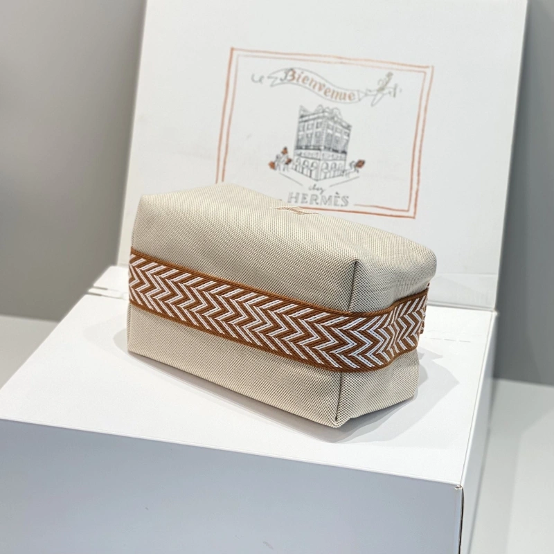 Hermes Cosmetic Bags 4197-0590