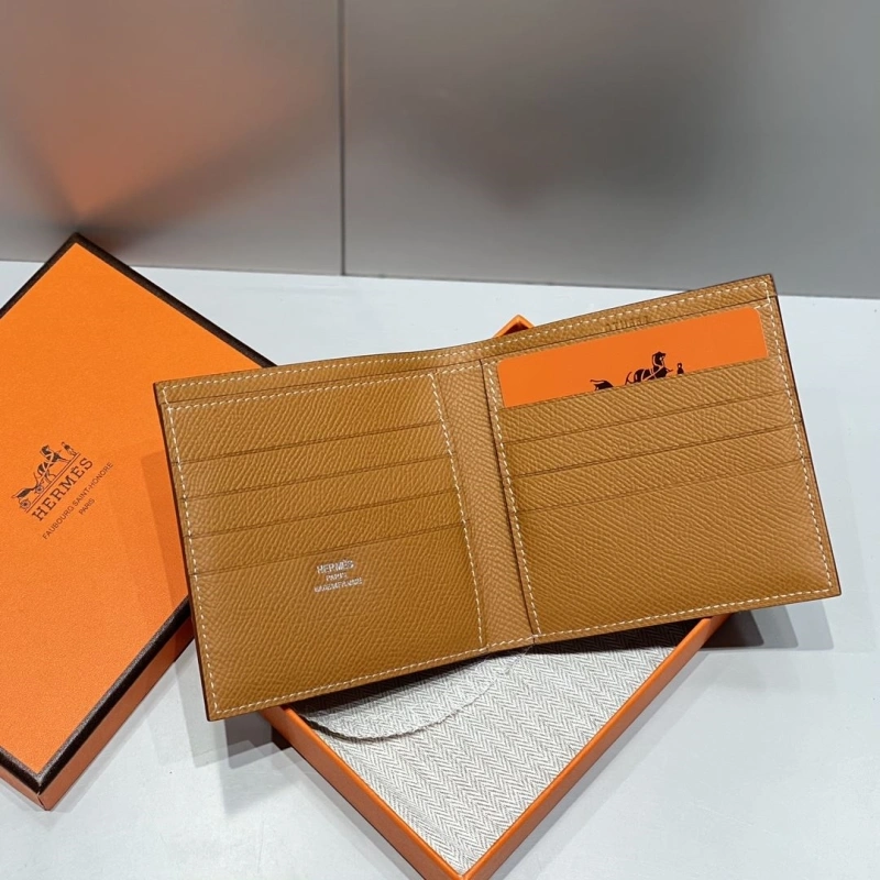 Hermes Wallets 4197-0693