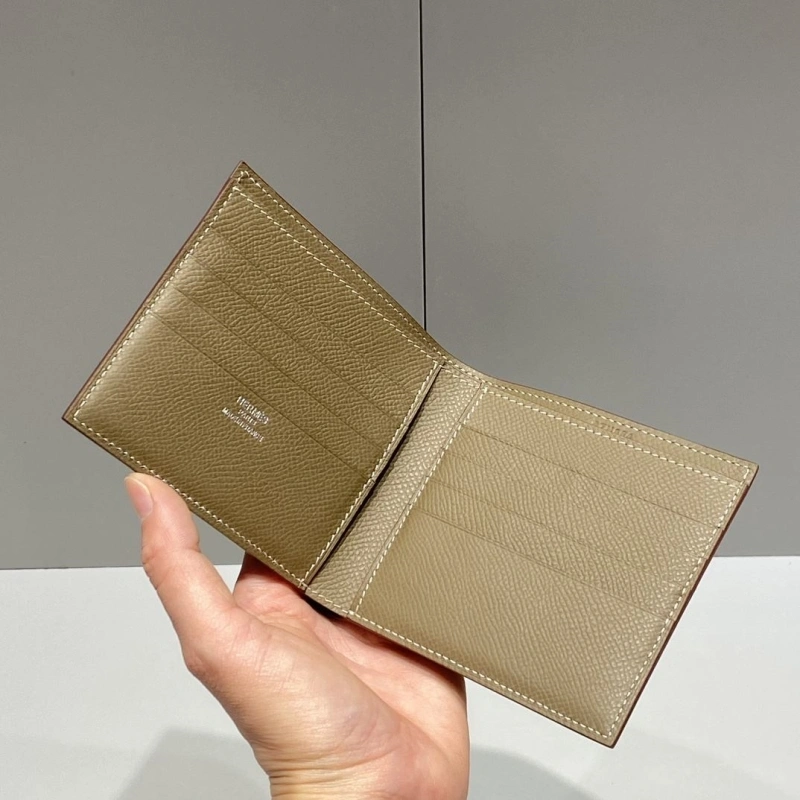 Hermes Wallets 4197-0694
