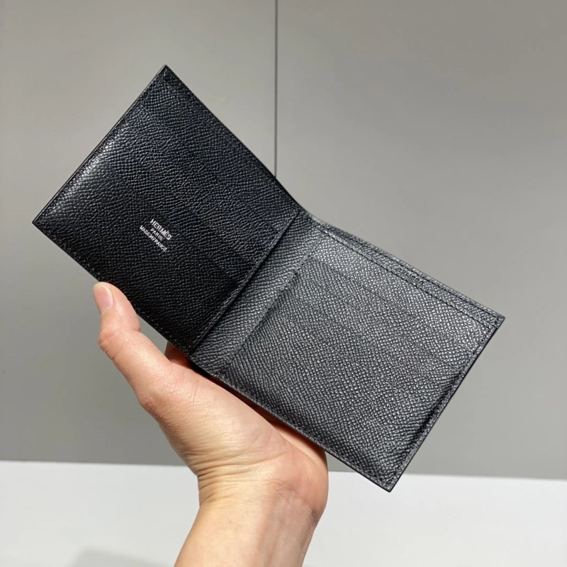 Hermes Wallets 4197-0695