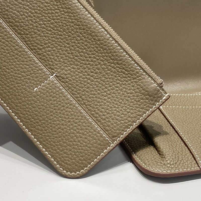 Hermes Wallets 4197-0699