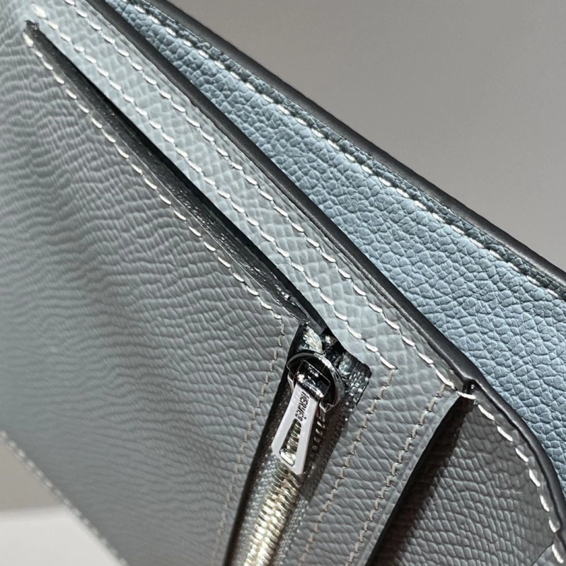 Hermes Wallets 4197-0702