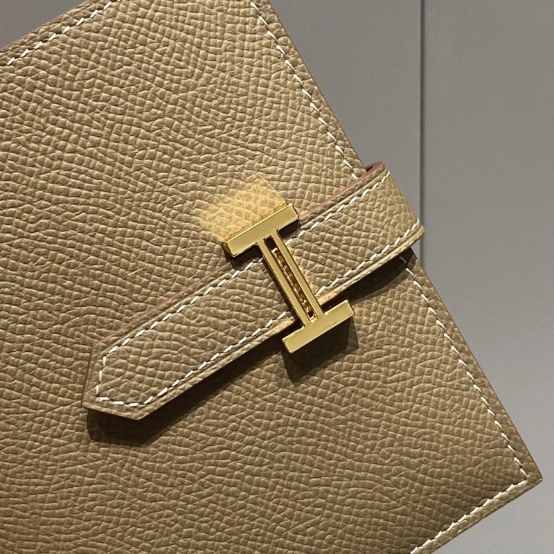 Hermes Wallets 4197-0704