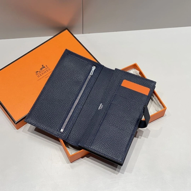 Hermes Wallets 4197-0712