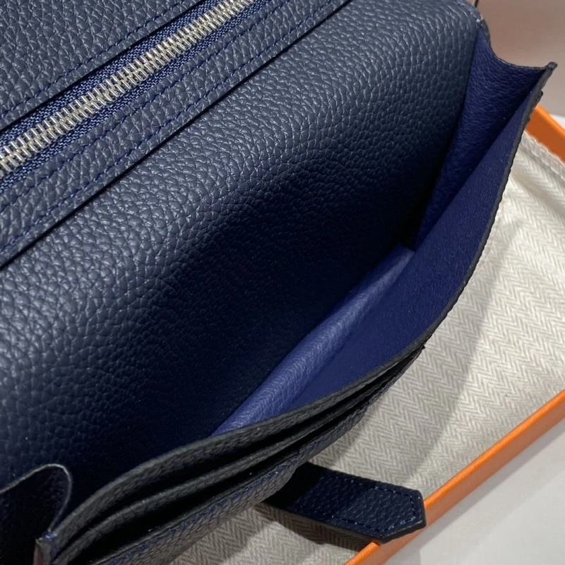 Hermes Wallets 4197-0712