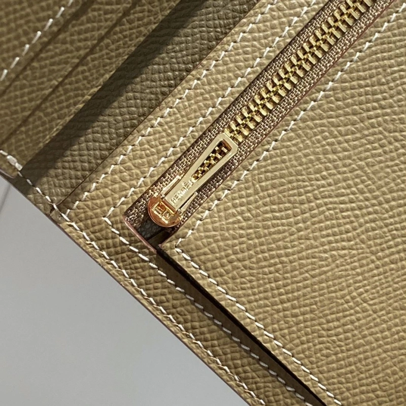 Hermes Wallets 4197-0715