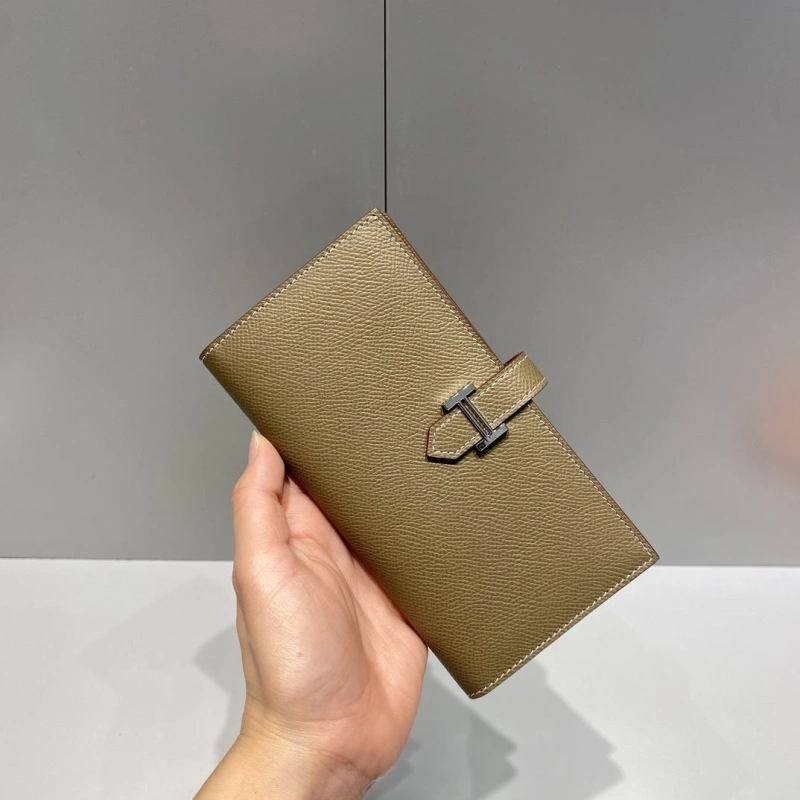 Hermes Wallets 4197-0716