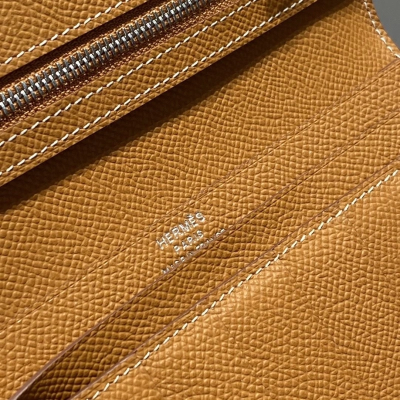 Hermes Wallets 4197-0718