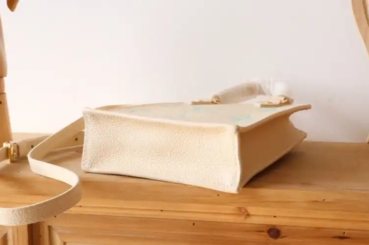 LV Top Handle Bags 4206A-0097