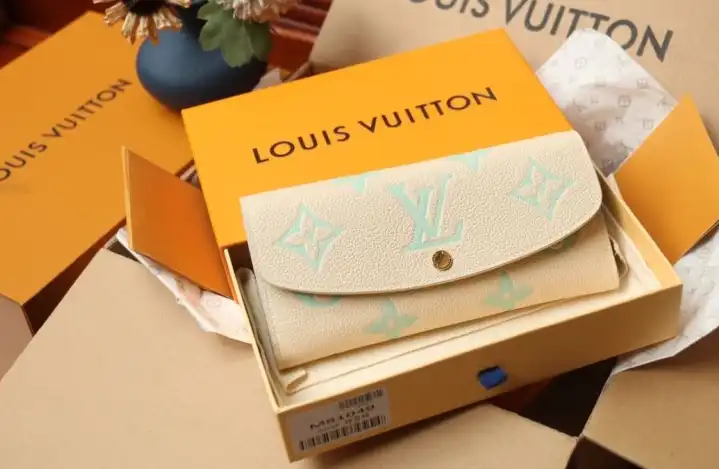 LV Wallets 4206A-0099