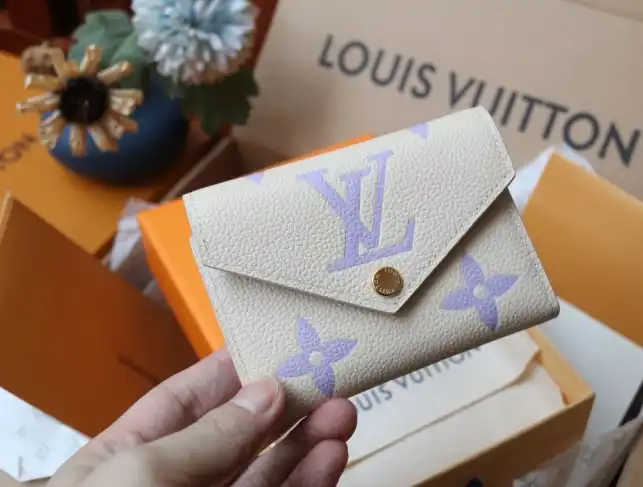 LV Wallets 4206A-0115