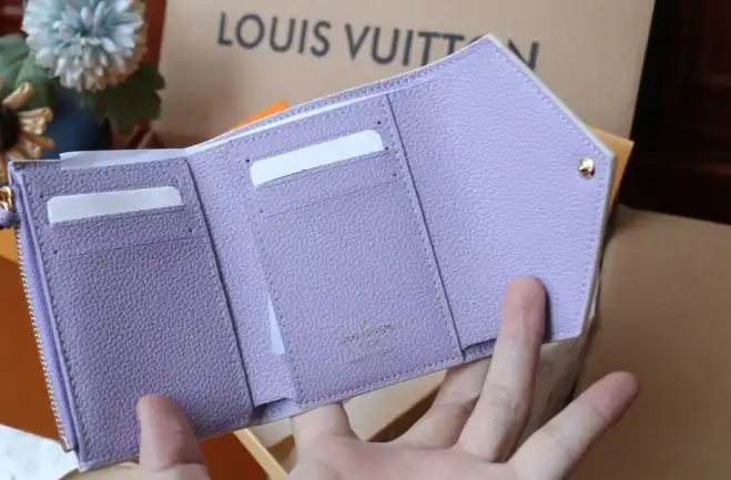 LV Wallets 4206A-0115