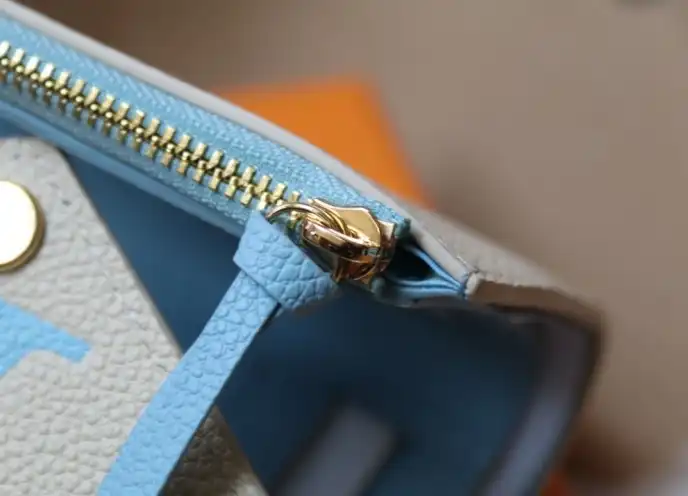 LV Wallets 4206A-0117