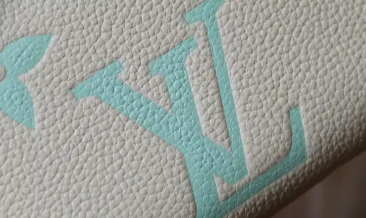 LV Wallets 4206A-0118