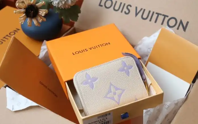 LV Wallets 4206A-0119