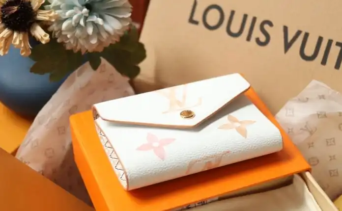 LV Wallets 4206A-0803