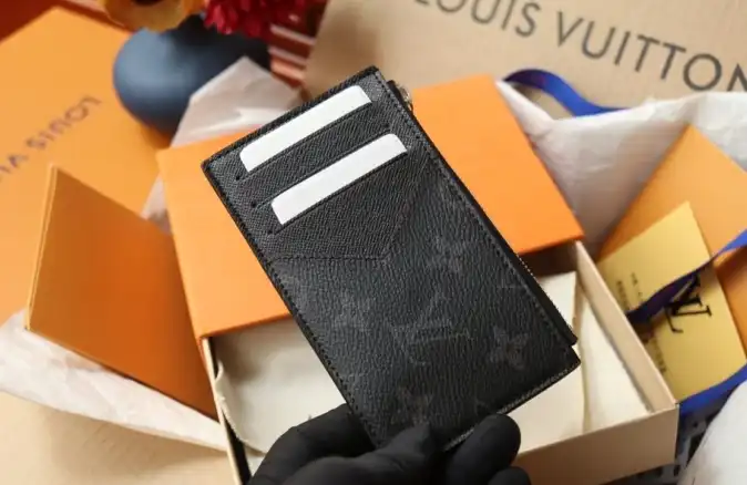 LV Wallets 4206A-0894