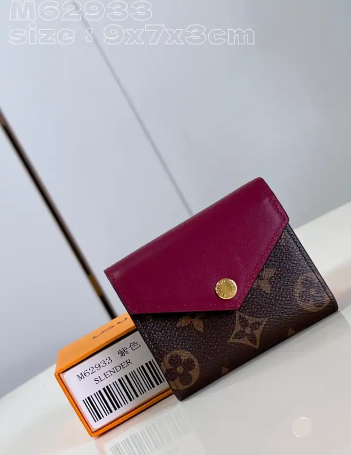 LV Wallets 4206A-1243