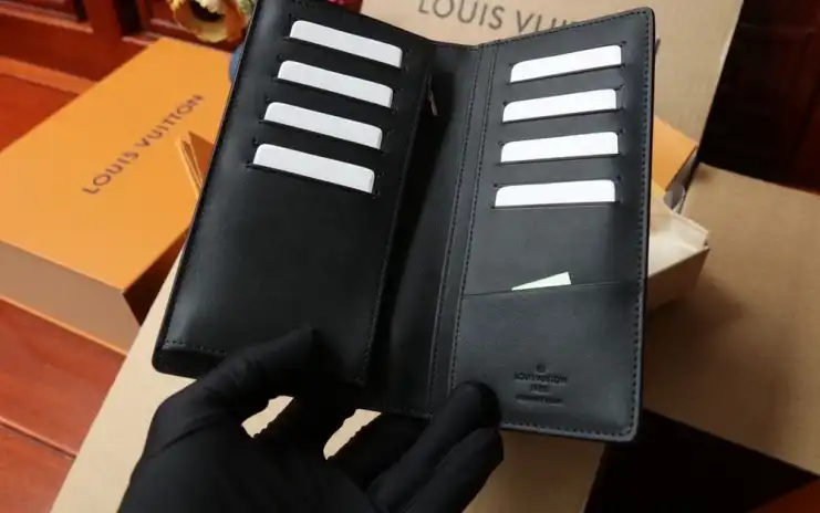 LV Wallets 4206A-2030